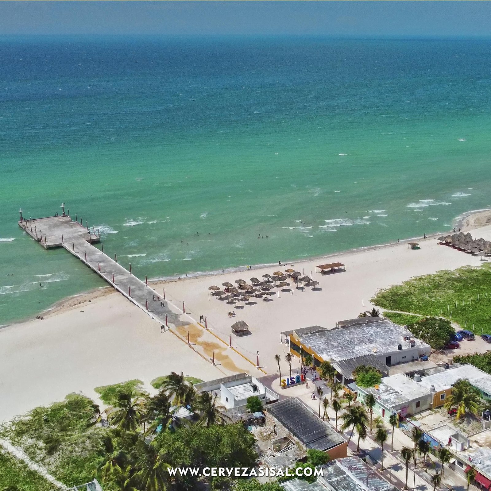 Muelle de Sisal, Yucatán, punto de inicio del tour cervecero con Cerveza Flamingo